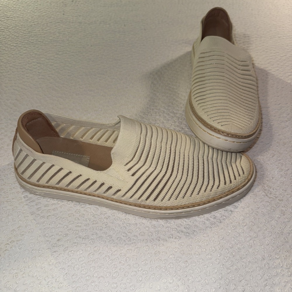 UGG Womens 8 Ivory Knit Lightweight Sammy Breeze Slip-On Shoes Mint Condition